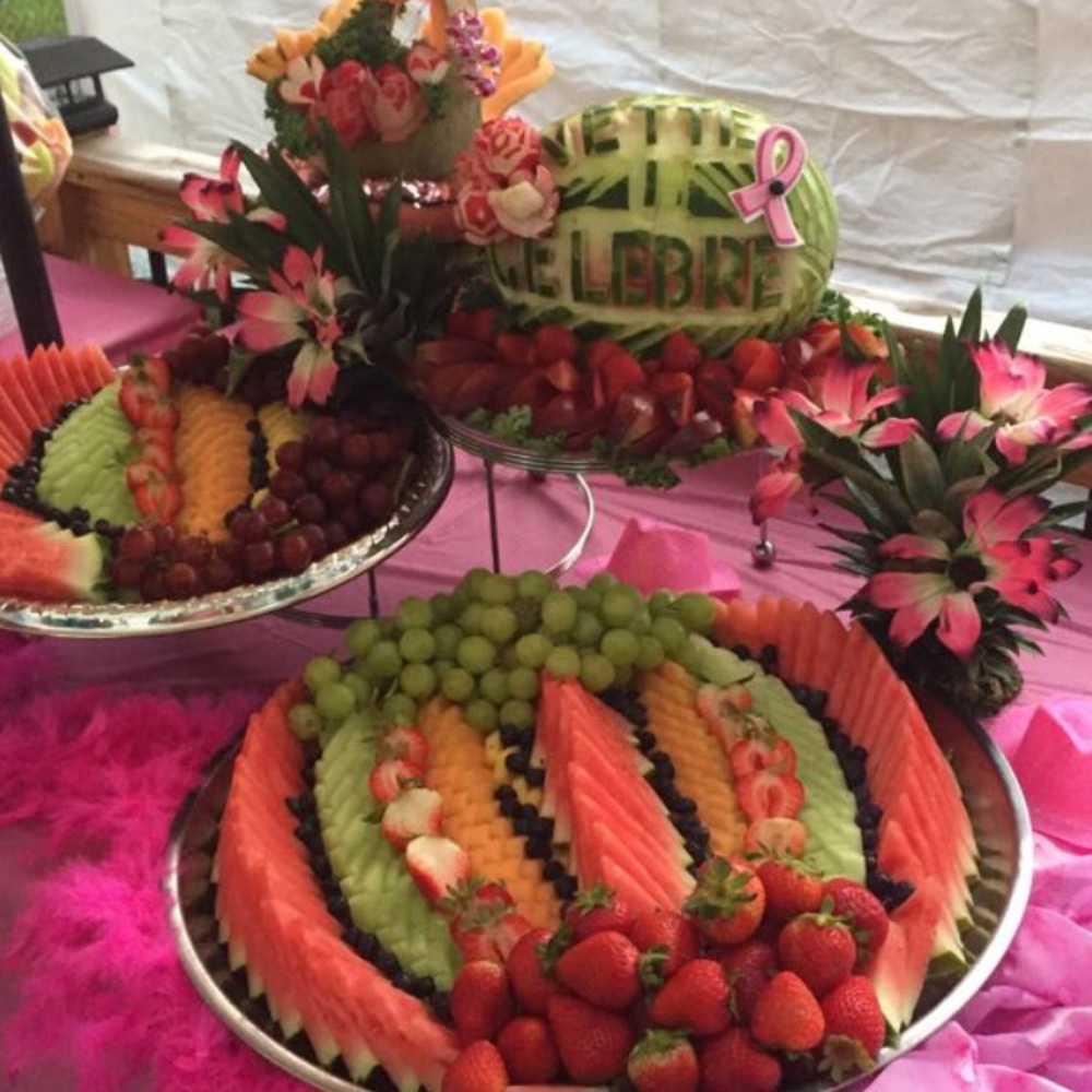 All types of fruits trays